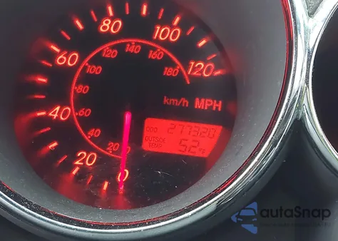 2003 Toyota Matrix Xr z USA, uszkodzony, nr VIN 2T1LR32E13C147872